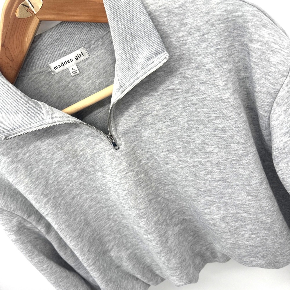 Madden Girl Sweatshirt Women's L Heather Gray Quarter Zip Cropped Bubble Hem